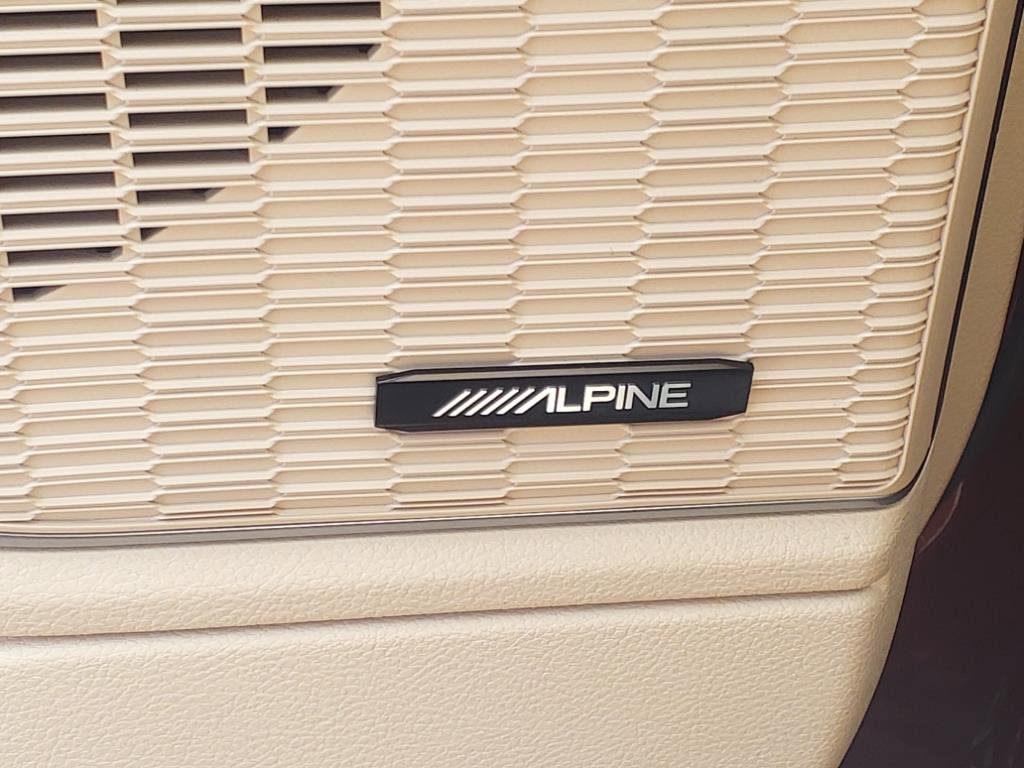 Used 2024 Jeep Grand Cherokee L Limited w/ Trailer Tow Package image 13