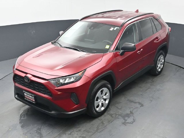 Certified 2021 Toyota RAV4 LE AWD/4WD image 33