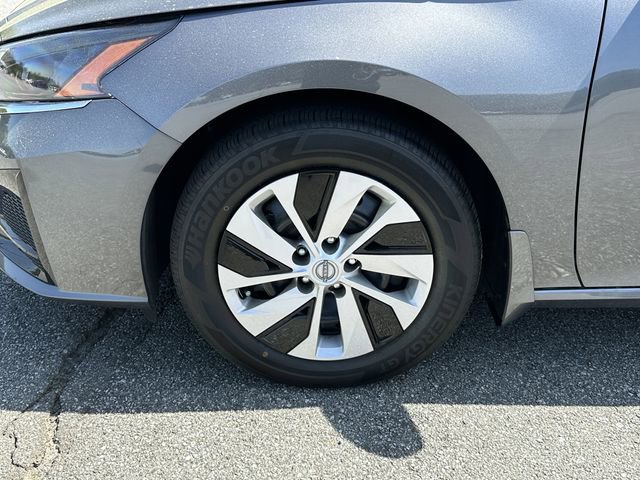 Certified 2025 Nissan Altima 2.5 S FWD image 12