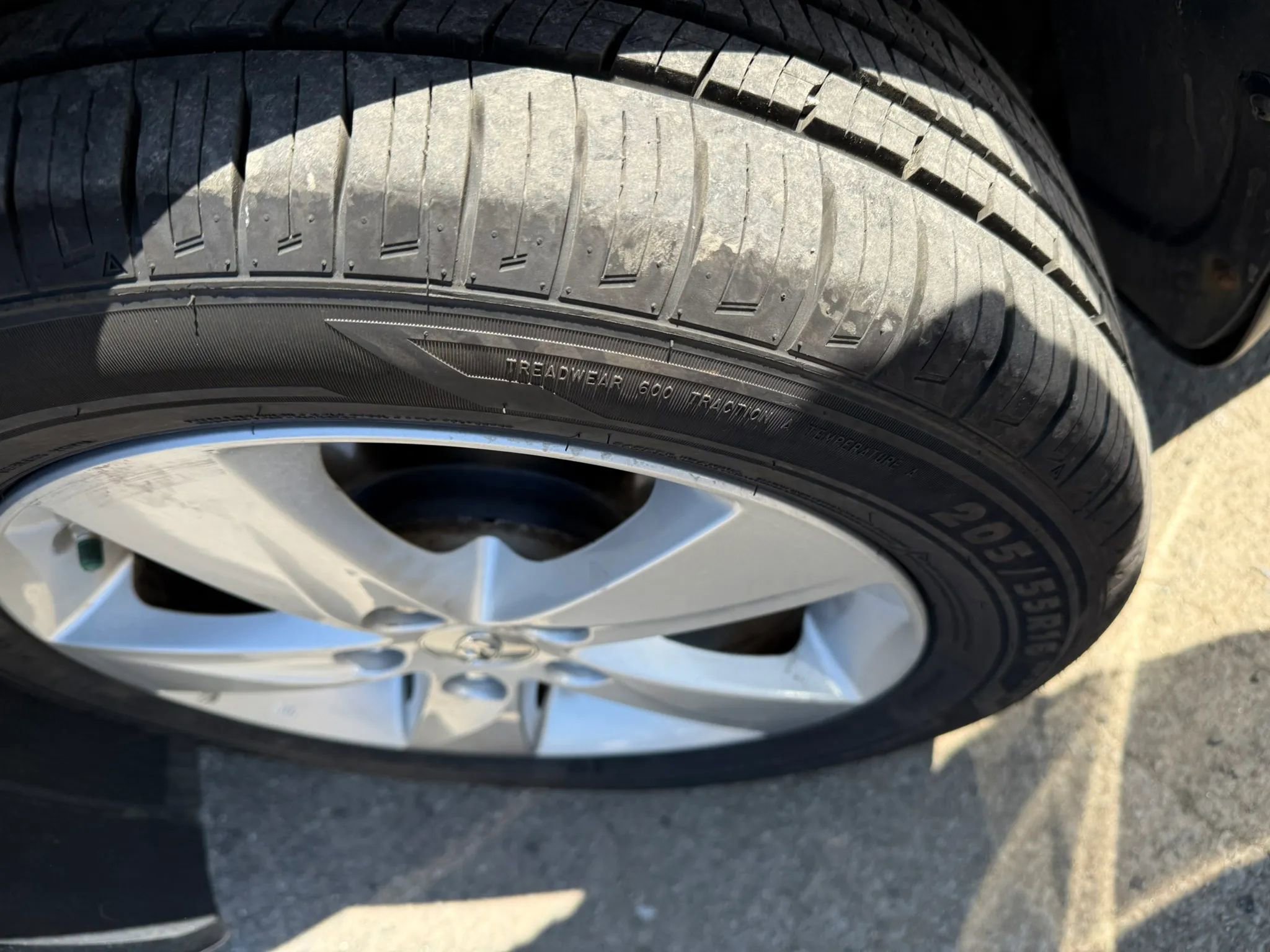 Used 2013 Hyundai Elantra GLS w/ Preferred Pkg FWD image 35