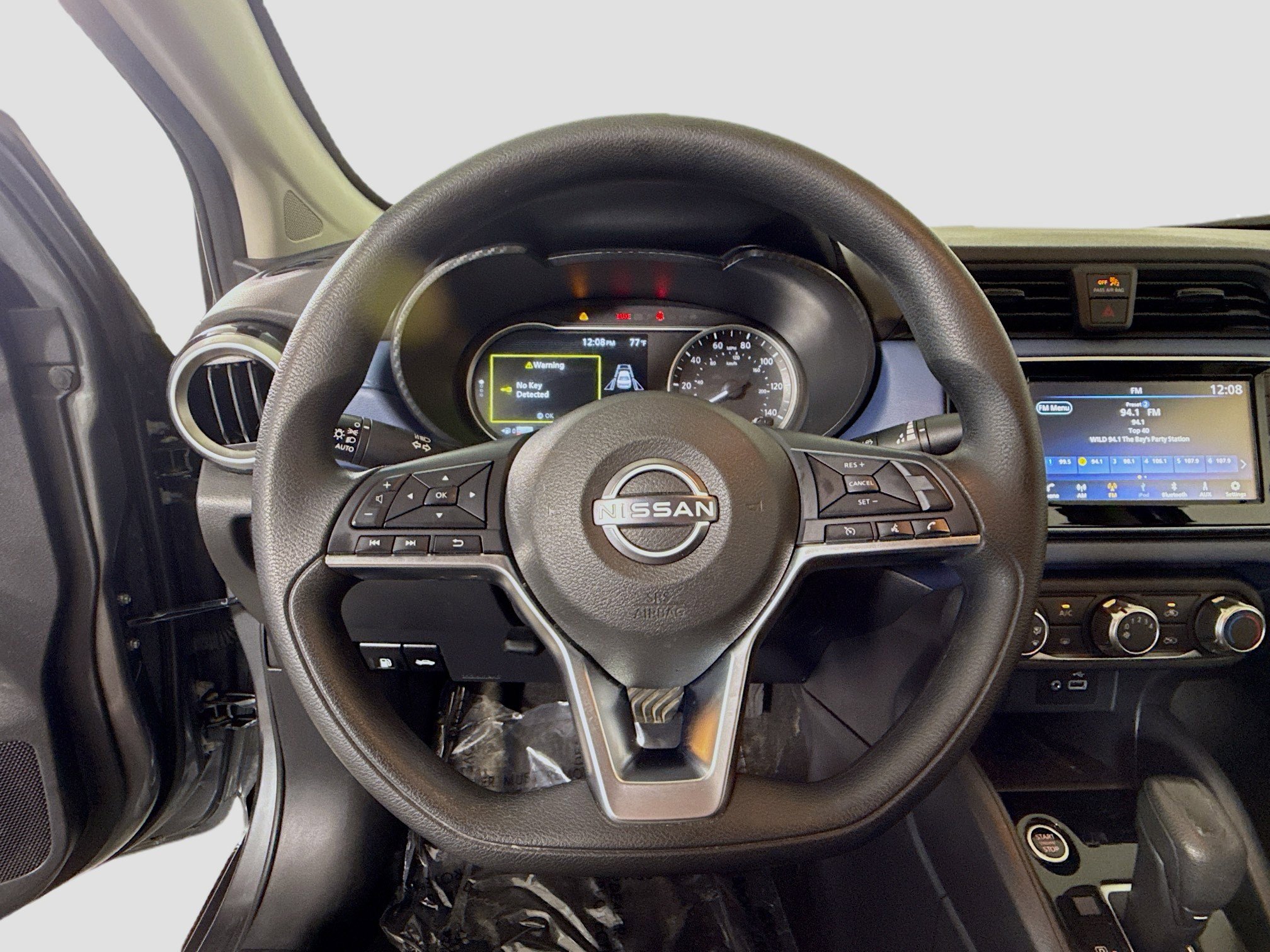 Used 2025 Nissan Versa SV w/ Trunk Package image 13