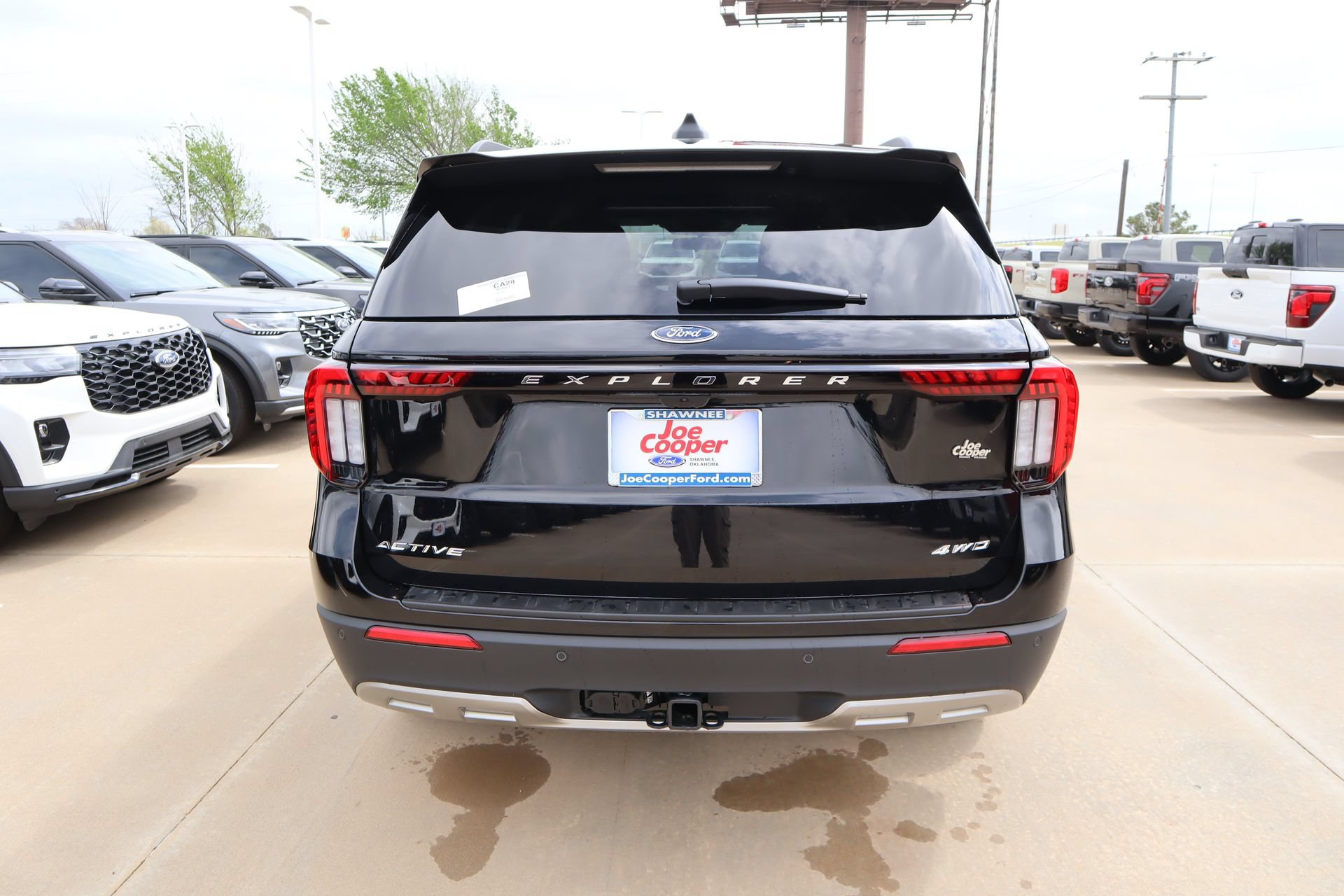 New 2026 Ford Explorer Active w/ Active Comfort Package AWD/4WD image 24