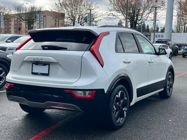 Certified 2025 Kia Niro Wind FWD image 5