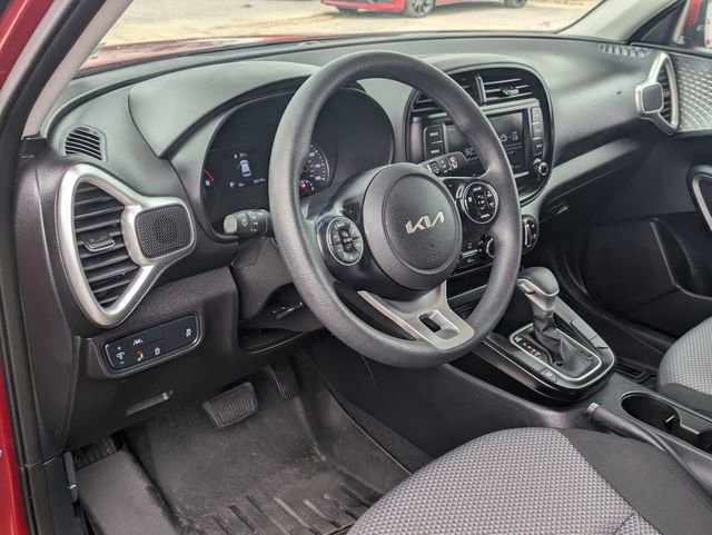 Used 2022 Kia Soul LX w/ Technology Package FWD image 34