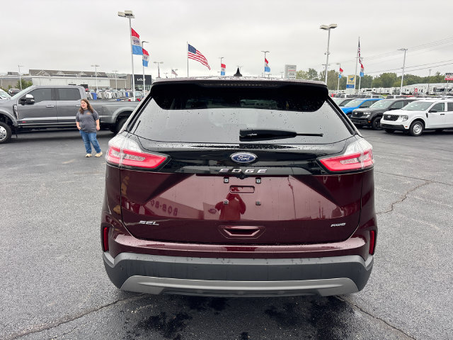 Certified 2023 Ford Edge SEL w/ Convenience Package AWD/4WD image 6