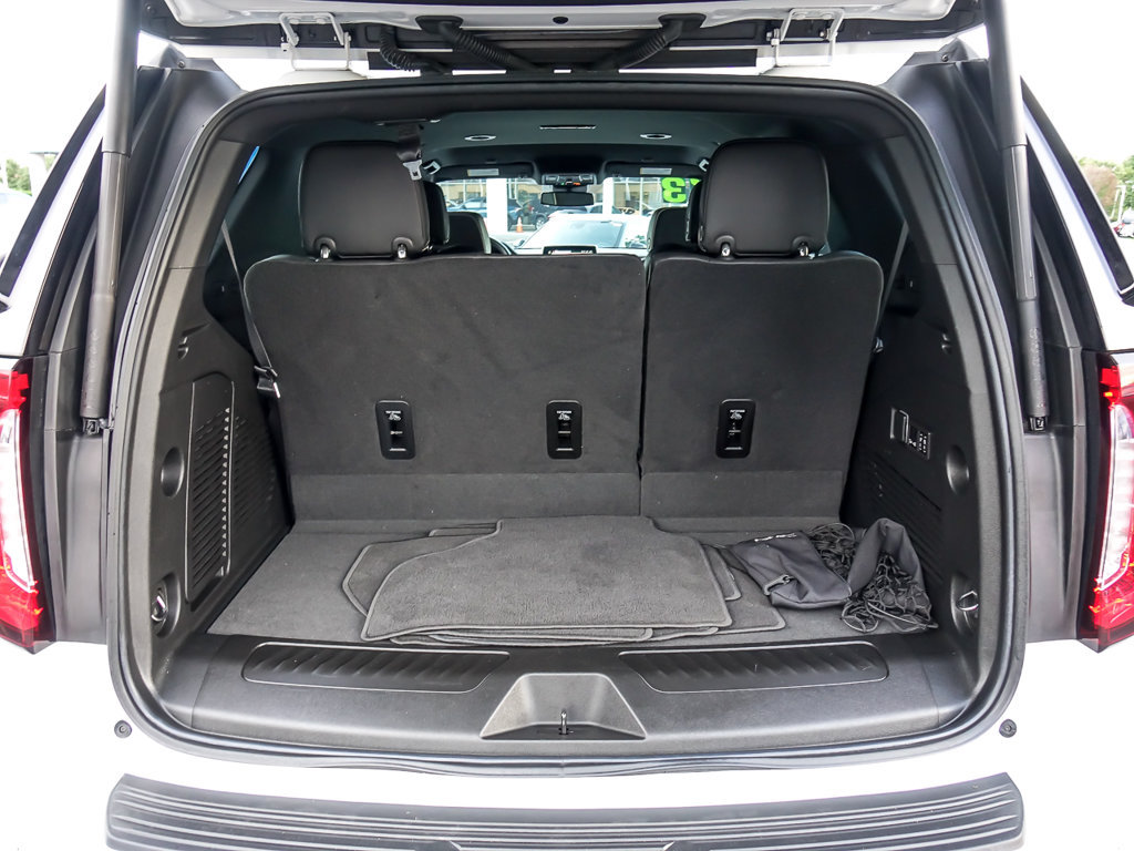Used 2023 GMC Yukon SLT w/ SLT Luxury Package AWD/4WD image 31