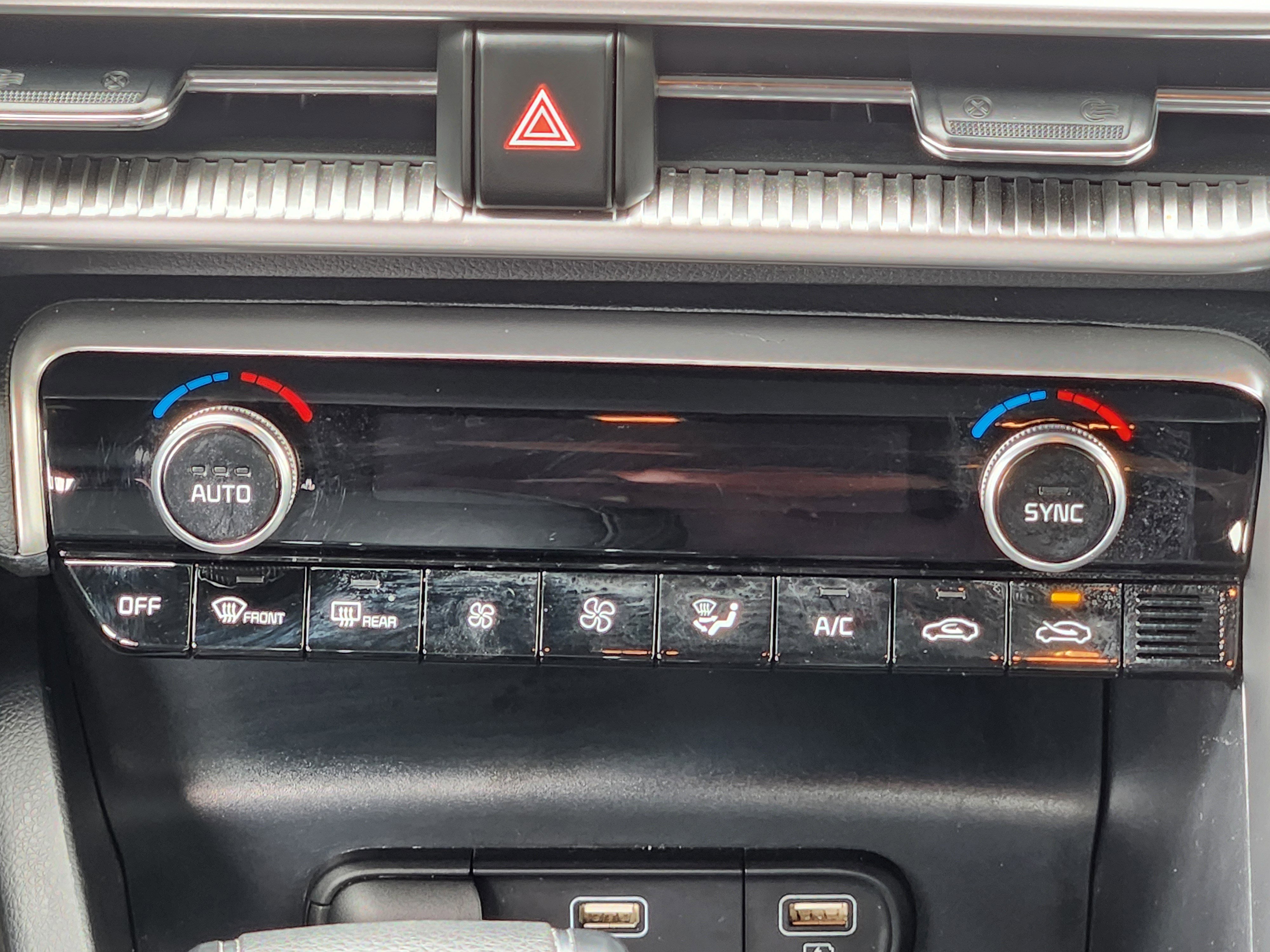 Used 2024 Kia K5 GT-Line w/ GT-Line Premium Package image 27