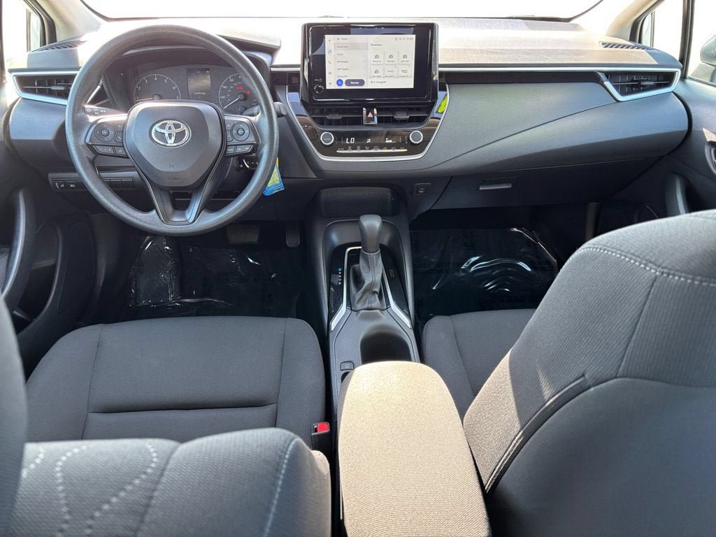 Used 2024 Toyota Corolla LE FWD image 12