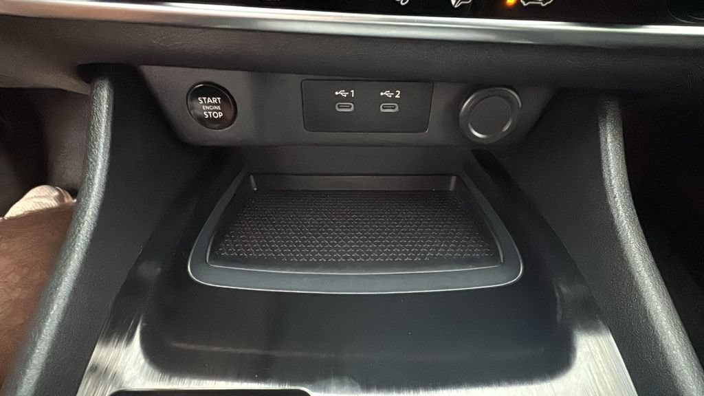 Used 2025 Nissan Rogue SV AWD/4WD image 21
