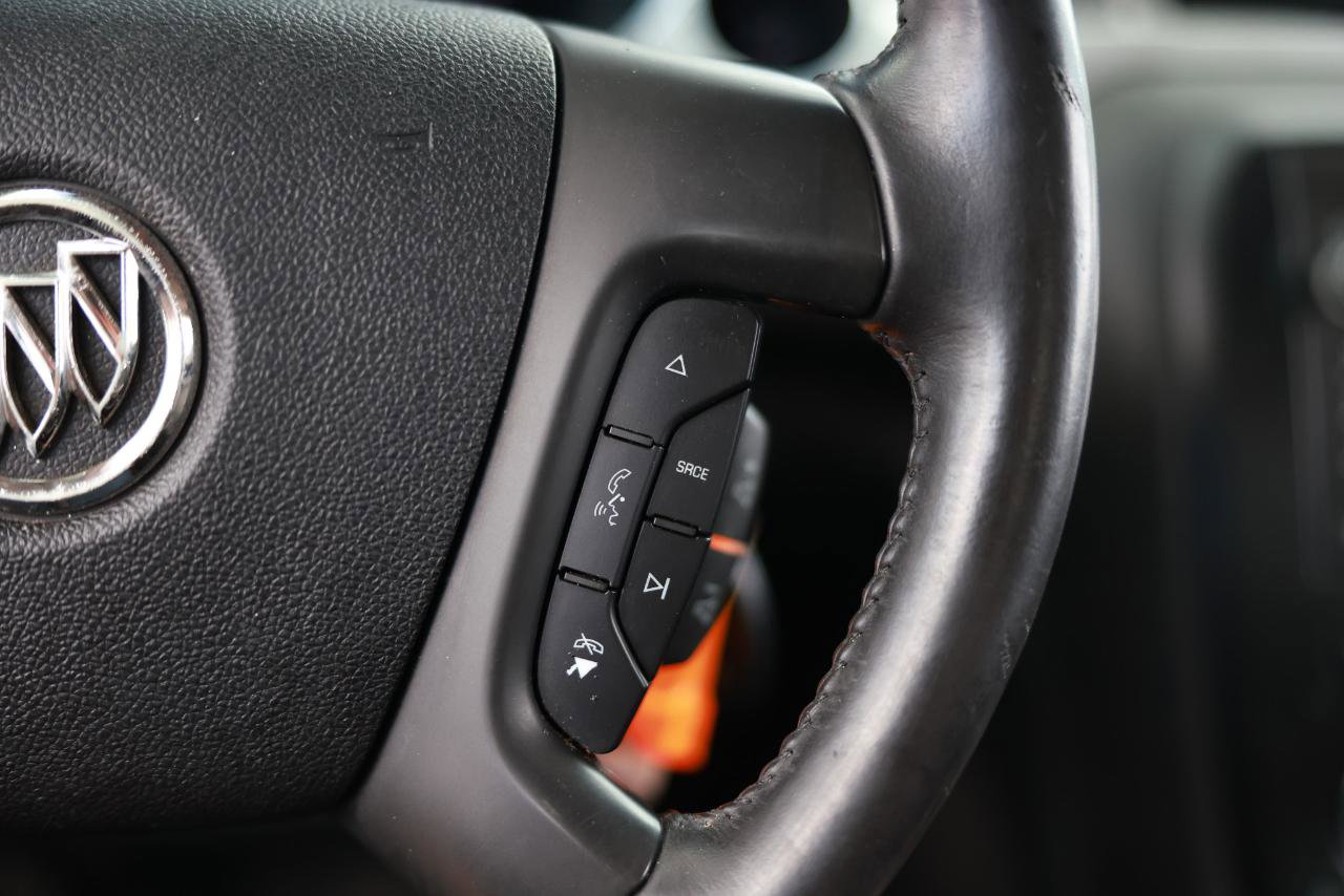 Used 2010 Buick Enclave CXL w/ Trailering Provision Package image 29