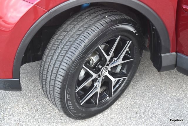 Used 2018 Toyota RAV4 SE w/ Power Extra Value Package FWD image 7