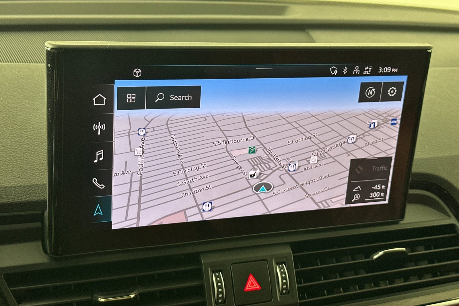 Used 2023 Audi SQ5 Prestige w/ Prestige Package image 18