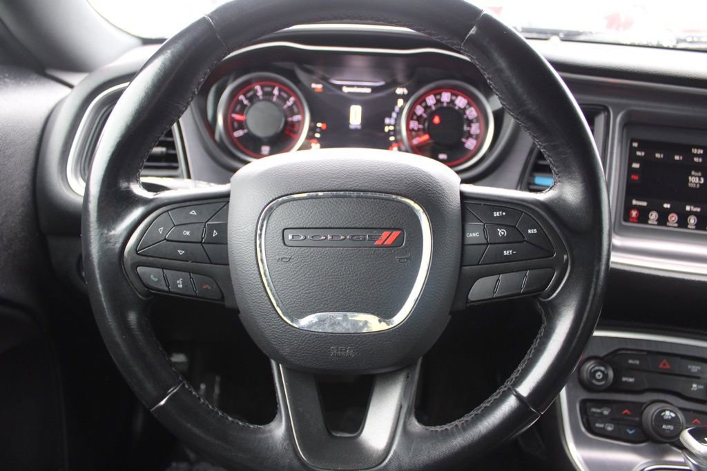 Used 2018 Dodge Challenger SXT image 24