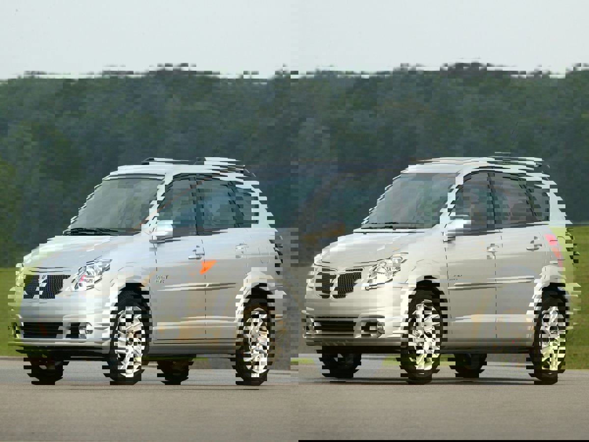 Used 2006 Pontiac Vibe w/ Sun And Sound Package image 1