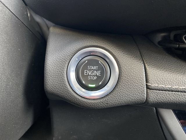 Used 2021 Buick Envision Avenir w/ Technology Package II image 33