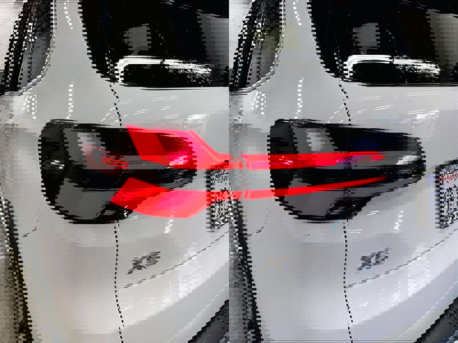 Used 2025 BMW X5 xDrive50e image 30