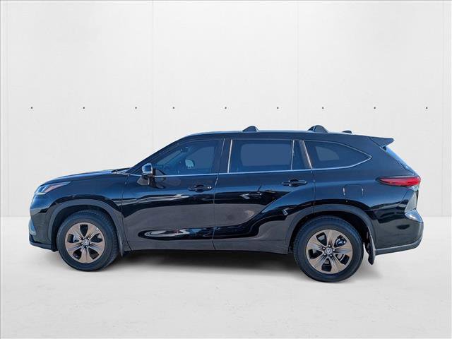 Used 2023 Toyota Highlander Bronze Edition image 9