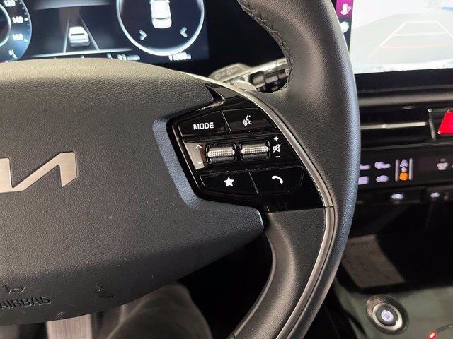 Used 2024 Kia Niro Wind FWD image 28