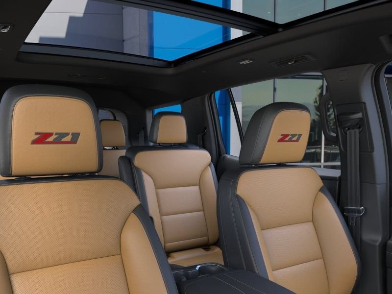 New 2027 Chevrolet Traverse Z71 w/ Driver Confidence Package AWD/4WD image 25