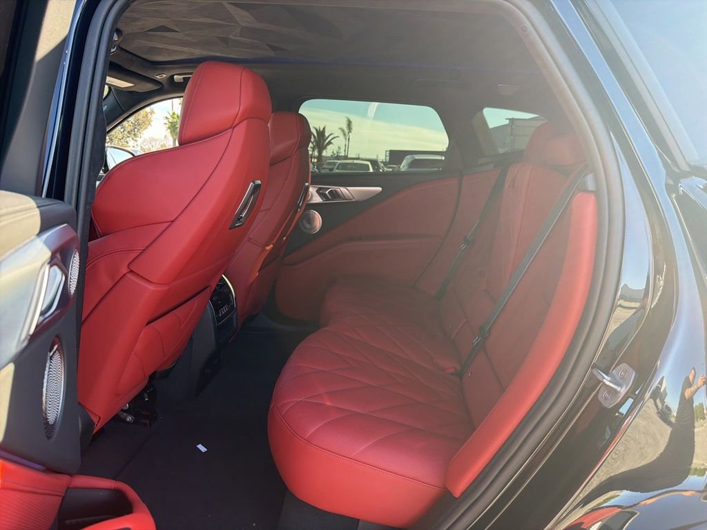 Used 2023 BMW XM image 16