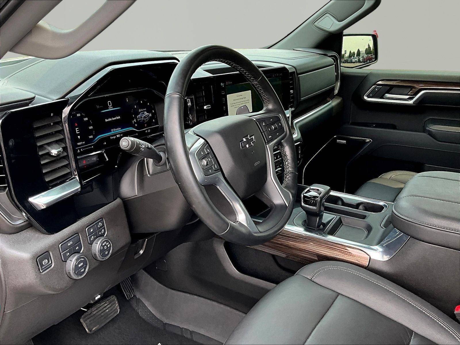 Used 2025 Chevrolet Silverado 1500 RST w/ Convenience Package II AWD/4WD image 17