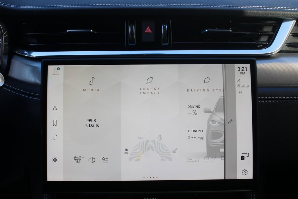 Used 2024 Jaguar F-PACE R-Dynamic S image 19