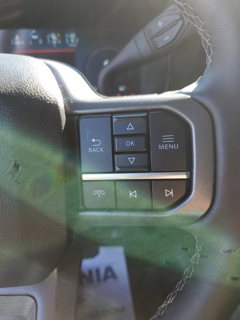 Used 2025 Ford F250 Lariat w/ Chrome Package image 18