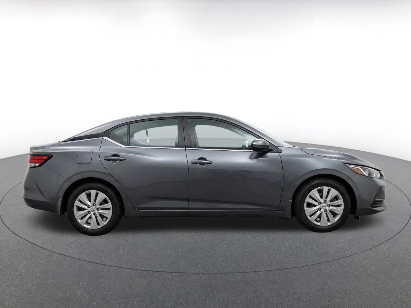 Used 2025 Nissan Sentra S FWD image 10