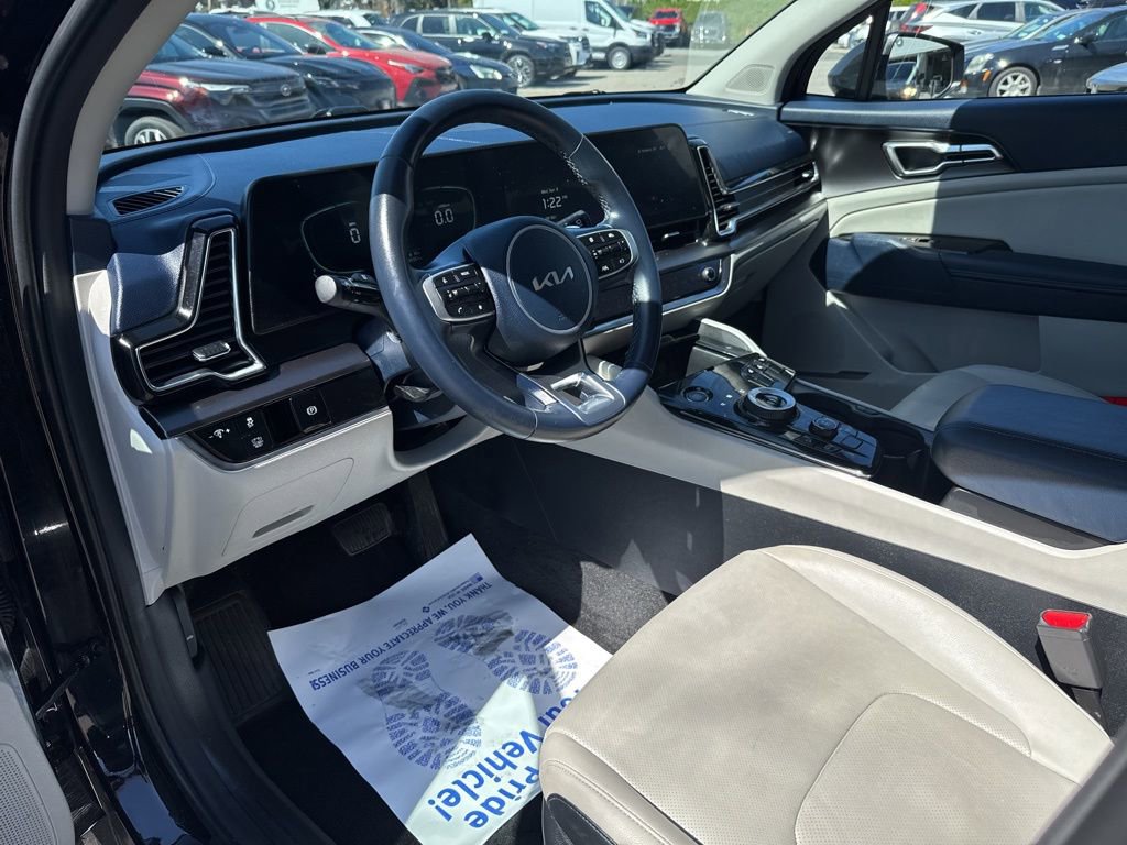Used 2023 Kia Sportage EX image 19