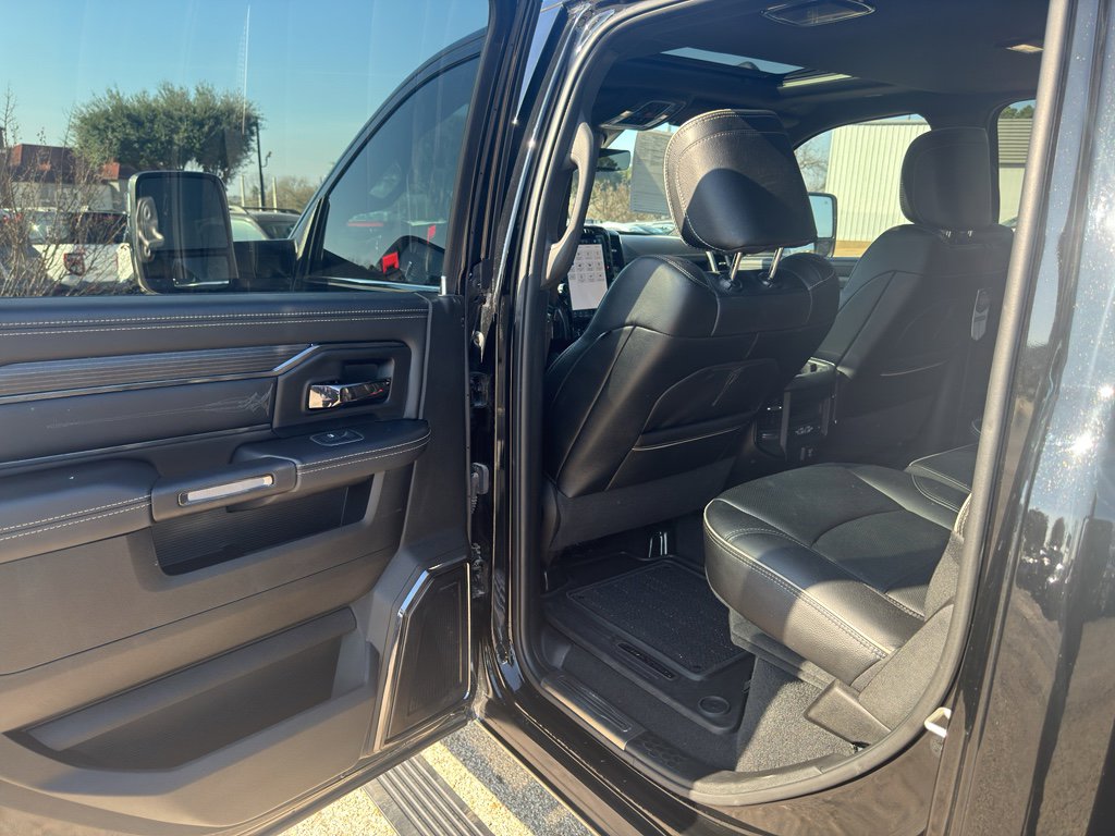 Used 2024 RAM 2500 Limited image 31