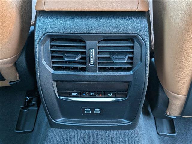 Used 2025 BMW i4 eDrive40 w/ Premium Package RWD image 18