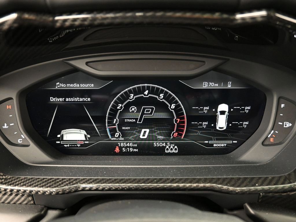 Used 2022 Lamborghini Urus image 19