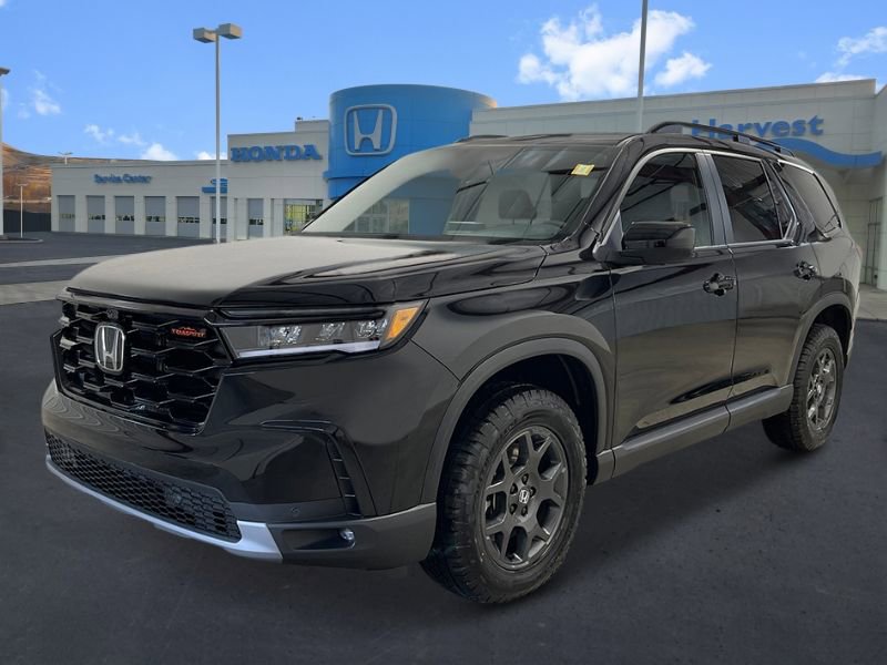 New 2025 Honda Pilot TrailSport