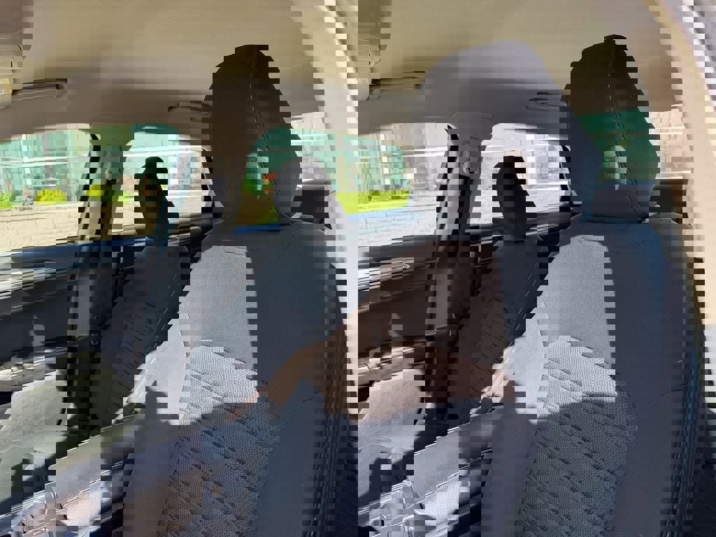 Certified 2020 Ford Fusion SE FWD image 9