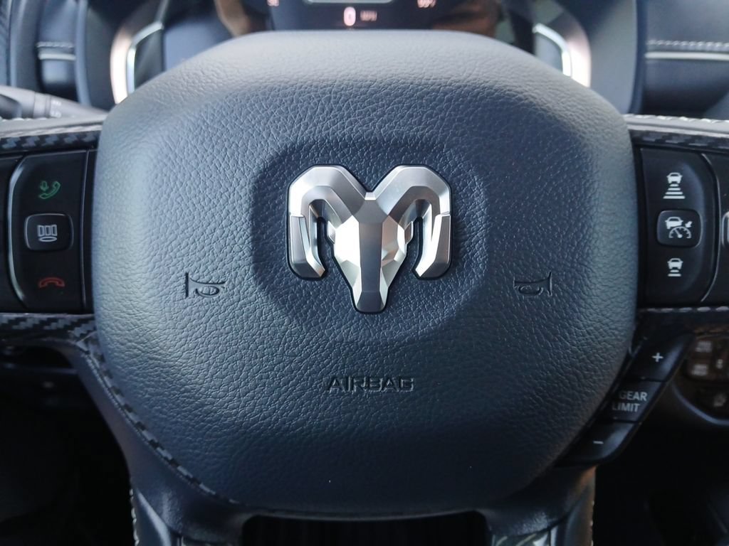 Used 2024 RAM 1500 Limited AWD/4WD image 5
