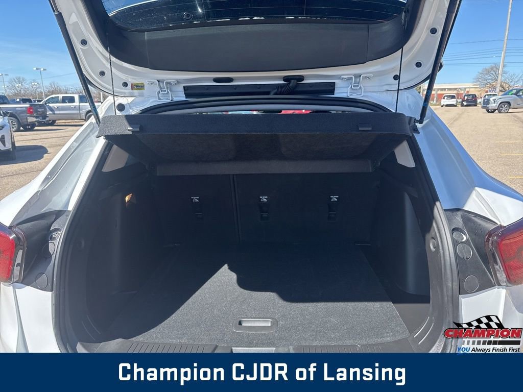 Used 2025 Chevrolet Trax LS w/ Driver Confidence Package image 14