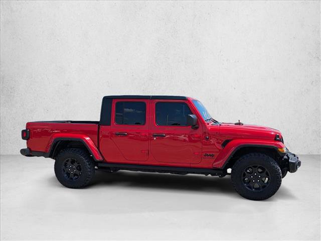 Used 2023 Jeep Gladiator Willys image 4