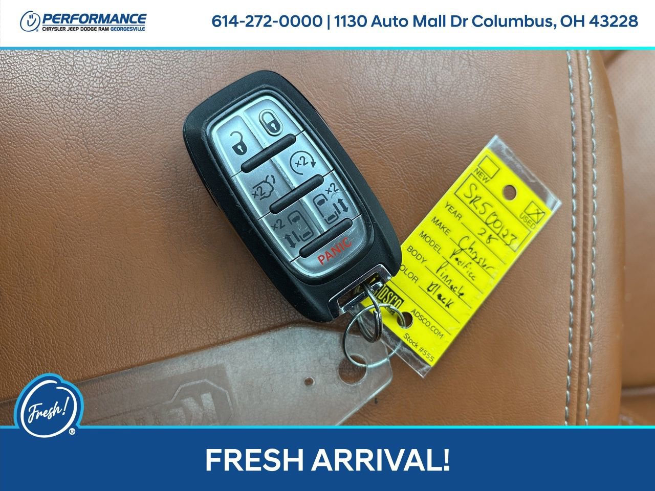 Used 2025 Chrysler Pacifica Pinnacle w/ Trailer Tow Group image 26