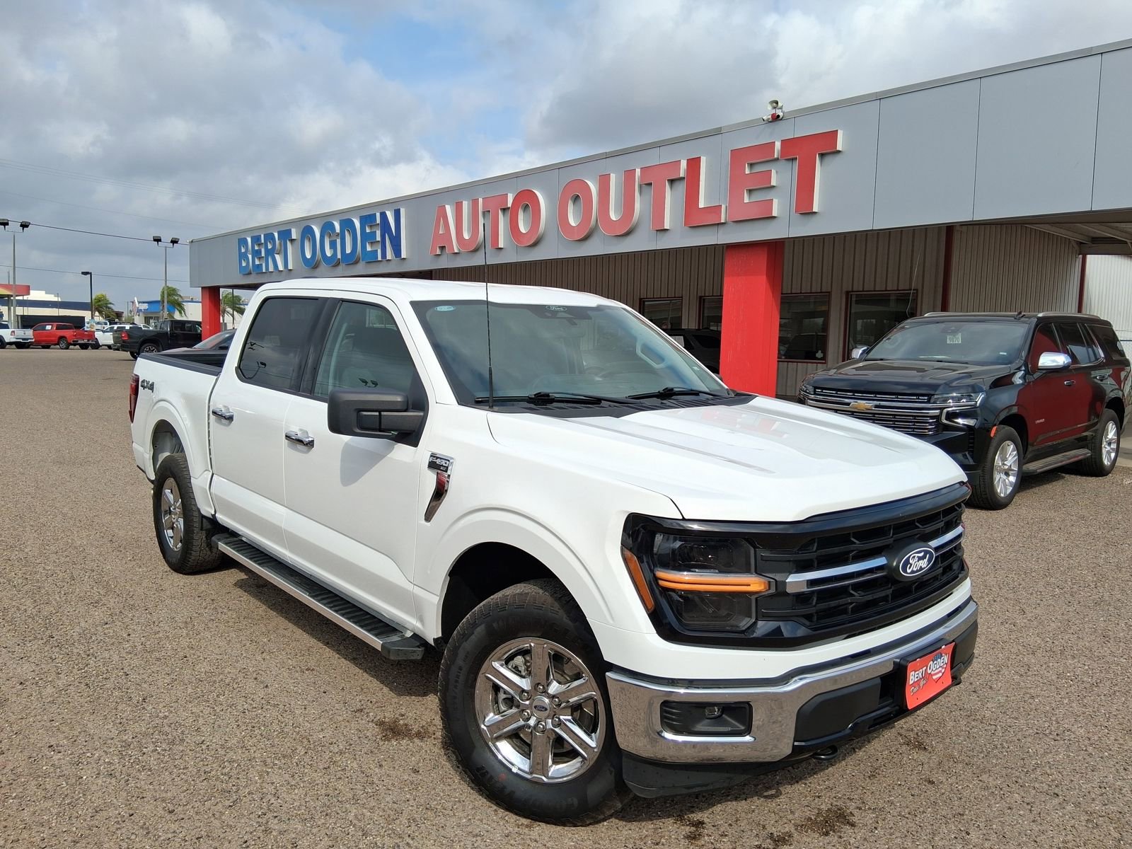 Used 2025 Ford F150 XLT w/ Equipment Group 301A Standard AWD/4WD image 1