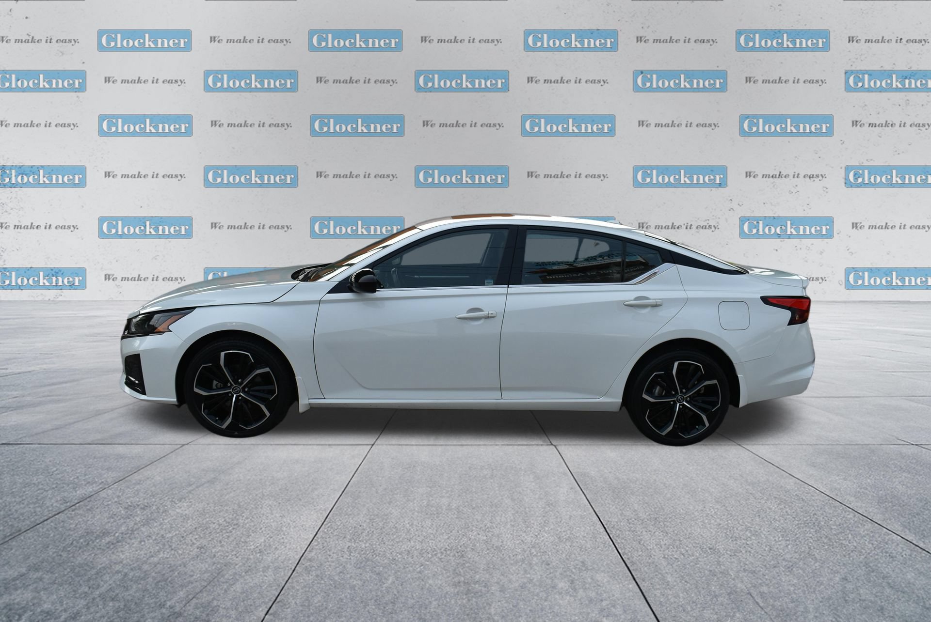 Used 2023 Nissan Altima 2.5 SR w/ SR Premium Package AWD/4WD image 10