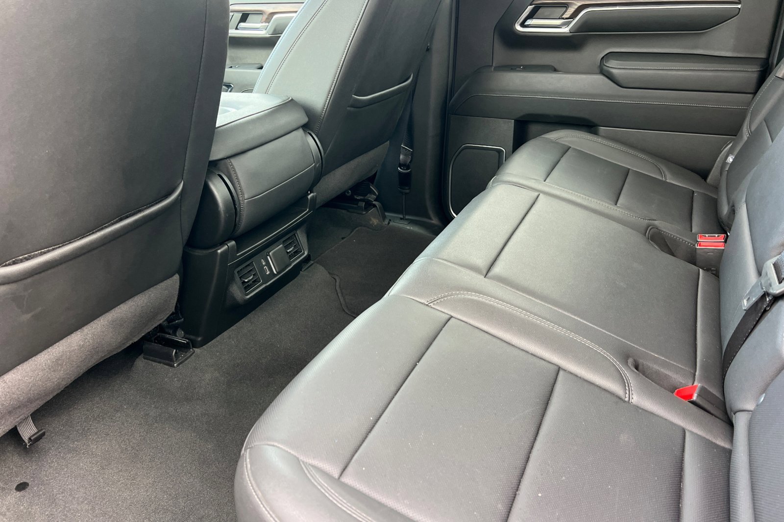 Used 2024 GMC Sierra 1500 SLT image 14