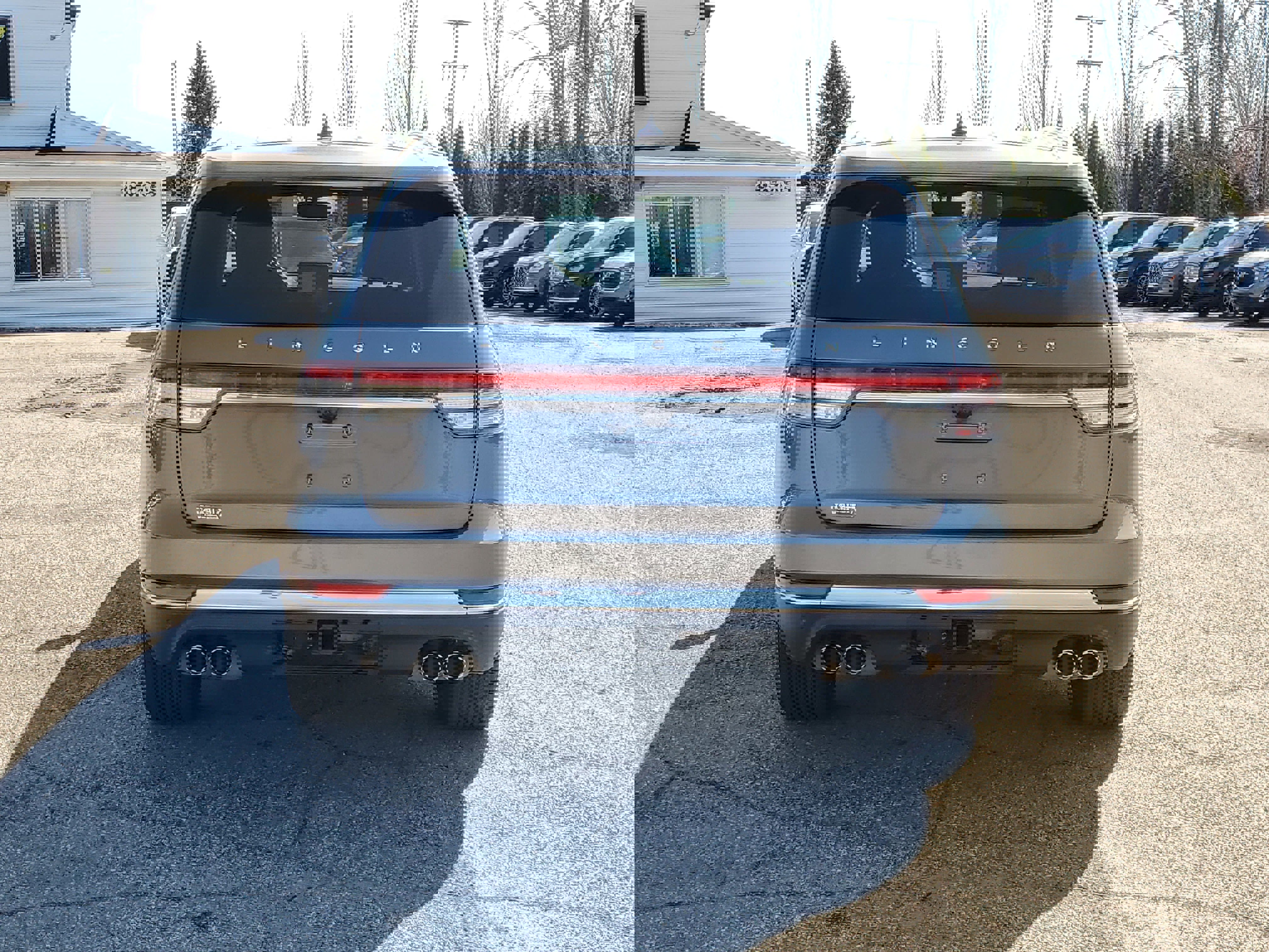 Certified 2023 Lincoln Aviator Reserve w/ Equipment Group 201A AWD/4WD image 5