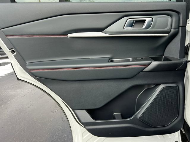 New 2026 Ford Explorer ST-Line w/ ST-Line Street Pack image 39
