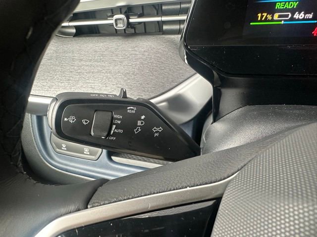 New 2025 Volkswagen ID. Buzz Pro S image 35