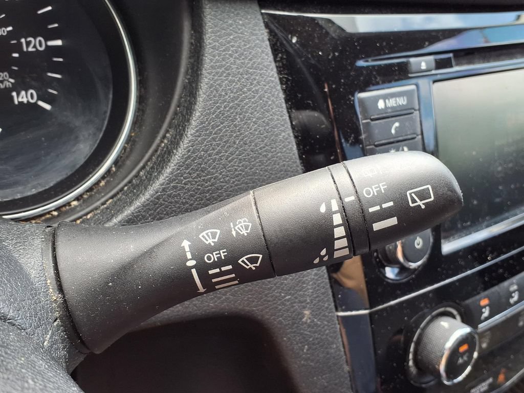 Used 2018 Nissan Rogue S w/ S Value Package FWD image 15
