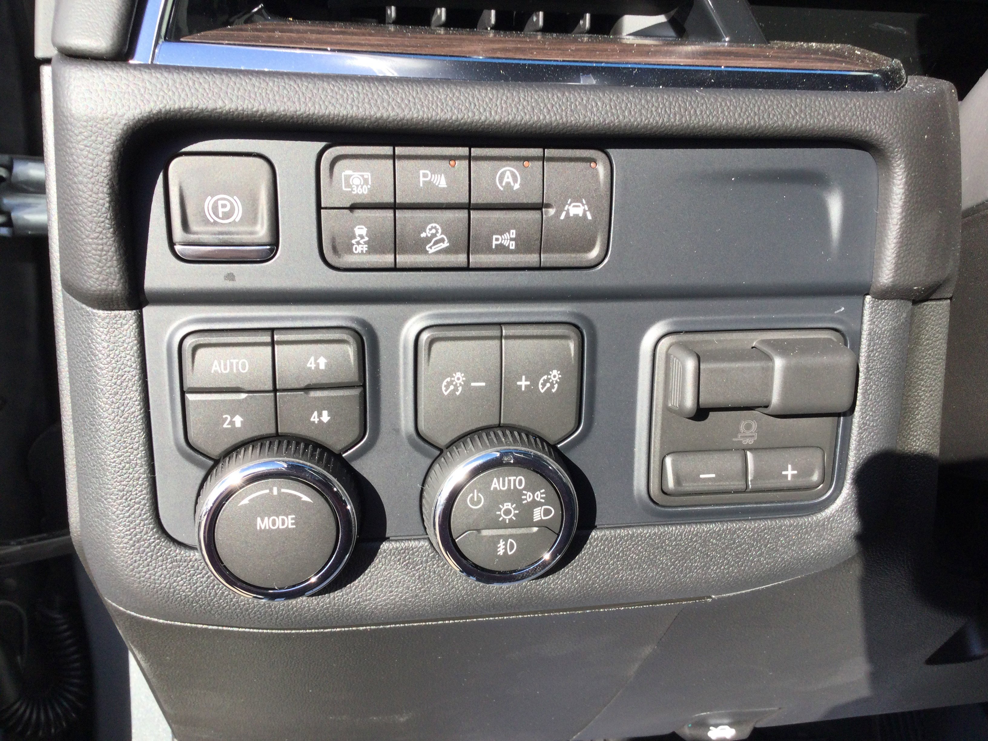 New 2026 Chevrolet Tahoe Z71 w/ Comfort Package image 10