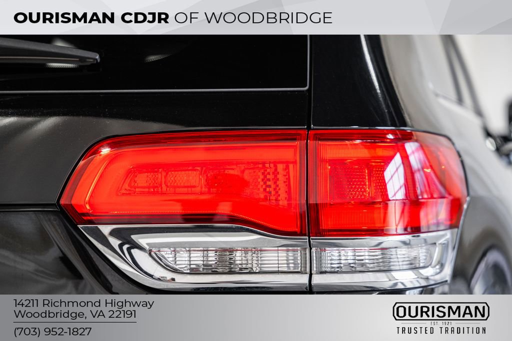 Certified 2019 Jeep Grand Cherokee Laredo w/ Security & Convenience Group image 7