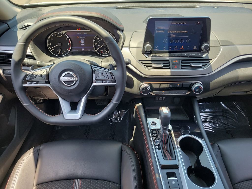 Used 2025 Nissan Altima 2.5 SR AWD/4WD image 4