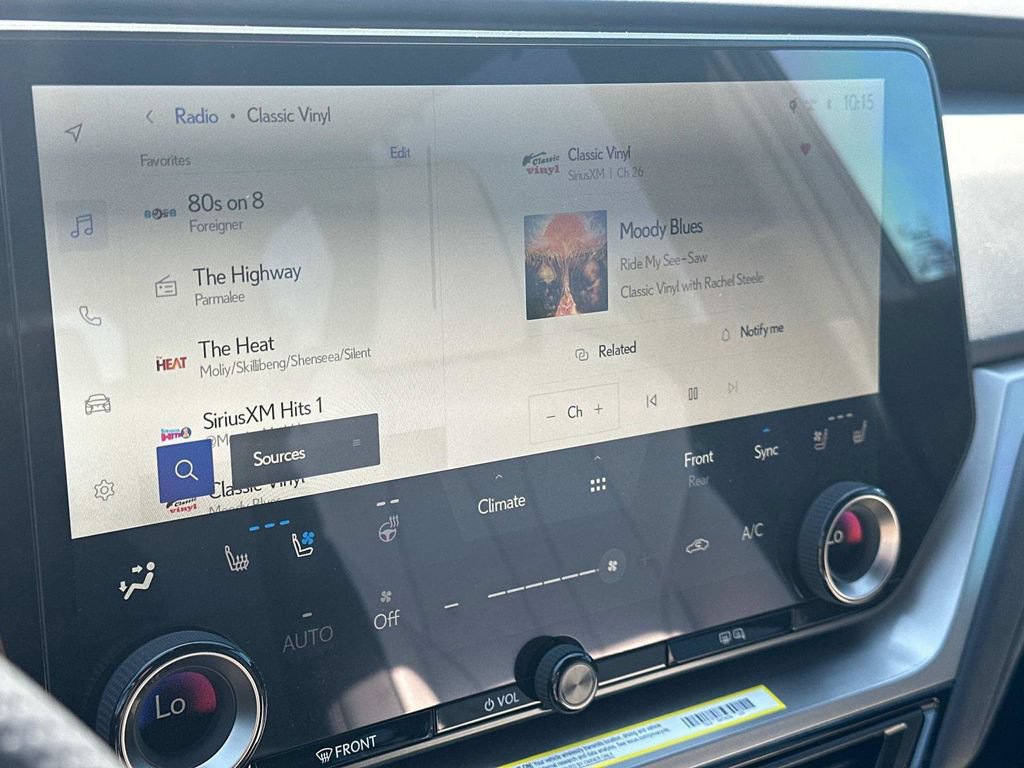 New 2025 Lexus TX 500h AWD image 29