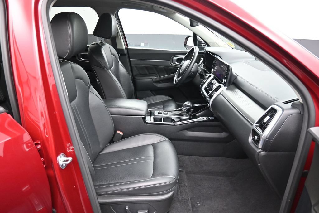 Certified 2023 Kia Sorento SX AWD/4WD image 27